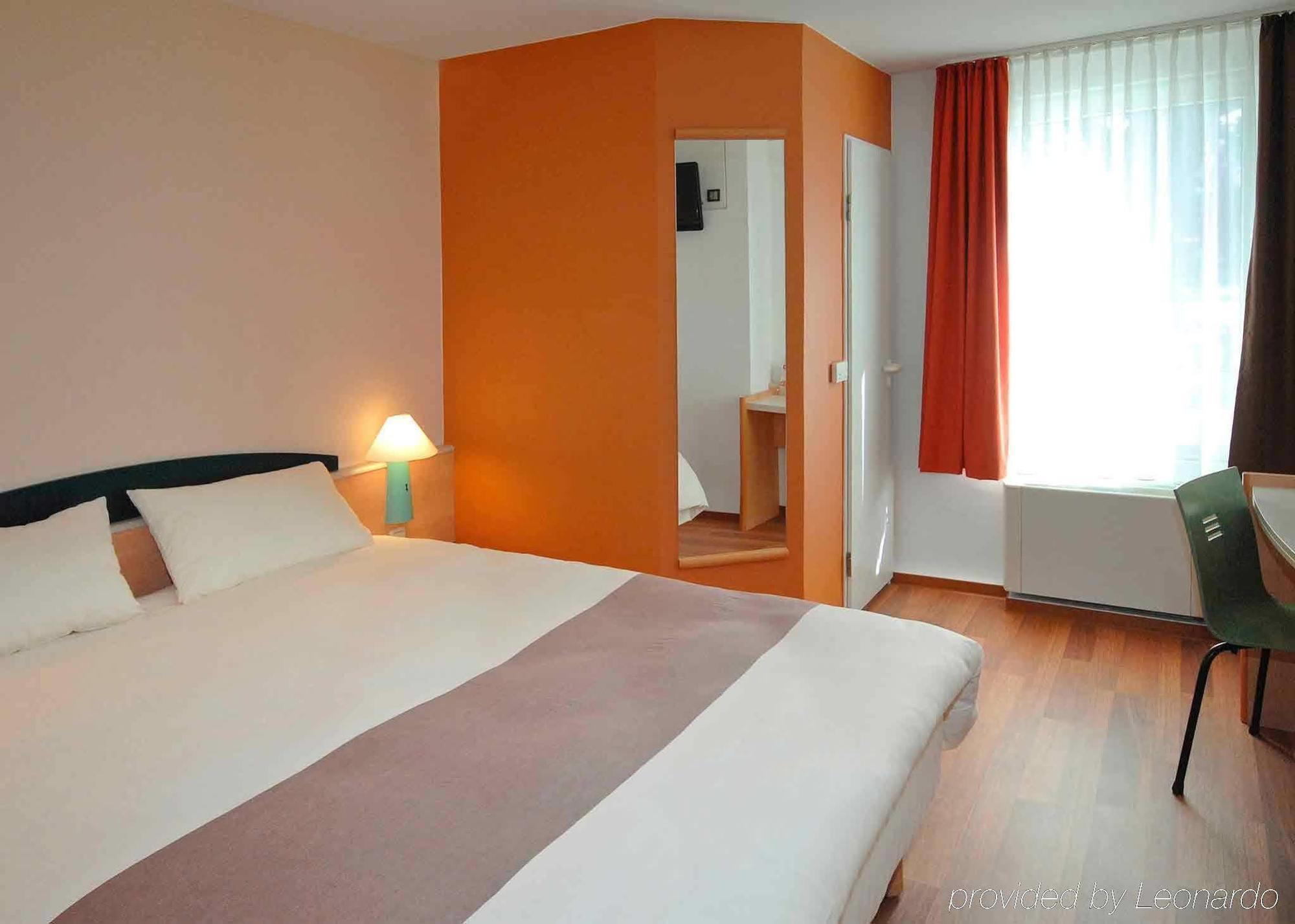 Ibis Heidelberg Hauptbahnhof Hotel Bagian luar foto